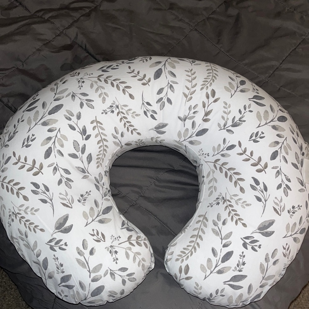 Boppy Original Support nursing pillow